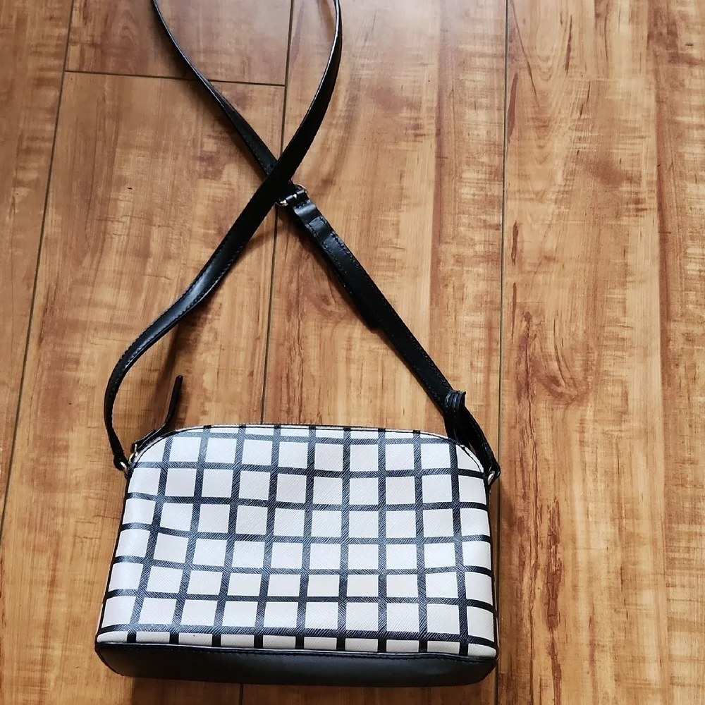 Kate Spade Elegant Checkered Crossbody Bag - Picture 5 of 6
